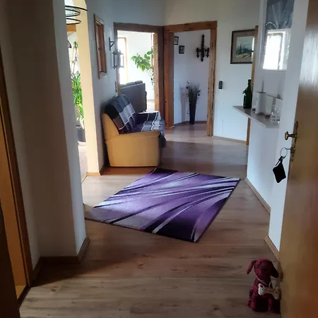 Aussergewoehnliche Atelierferienwohnung Mit Balkon An Der Donau Apartmán
