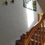 شقة Aussergewoehnliche Atelierferienwohnung Mit Balkon An Der Donau *