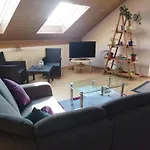Aussergewoehnliche Atelierferienwohnung Mit Balkon An Der Donau Appartement Winzer