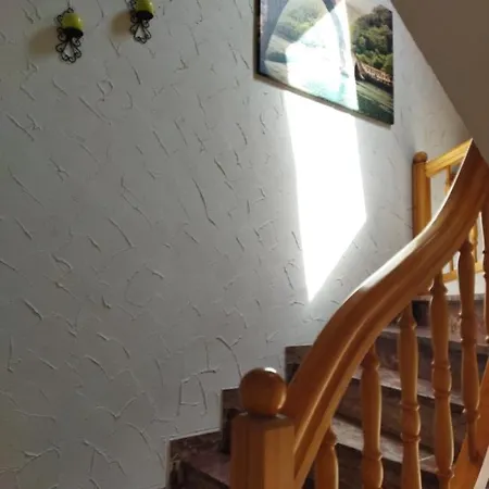 דירה Aussergewoehnliche Atelierferienwohnung Mit Balkon An Der Donau *