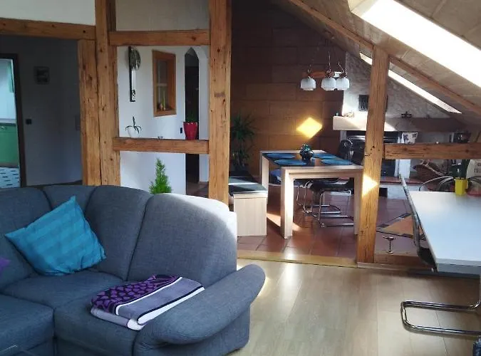 Aussergewöhnliche Atelierferienwohnung Mit Balkon An Der Donau * Winzer