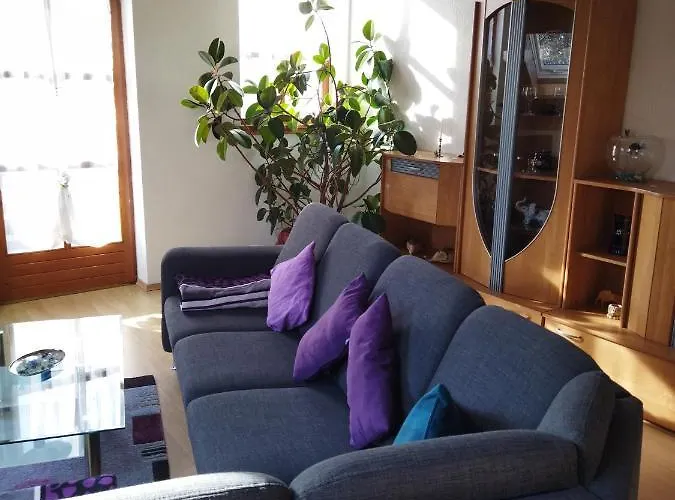 Aussergewöhnliche Atelierferienwohnung Mit Balkon An Der Donau * Winzer