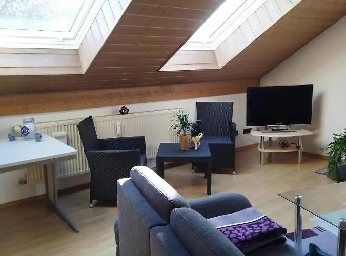 Aussergewoehnliche Atelierferienwohnung Mit Balkon An Der Donau * Winzer