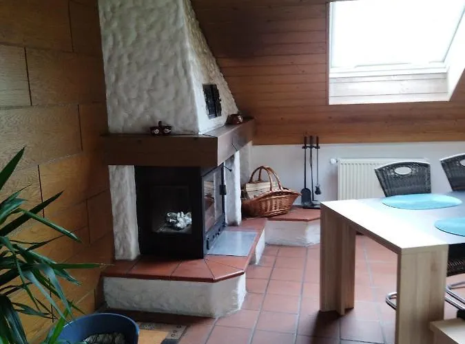 Apartment Aussergewöhnliche Atelierferienwohnung Mit Balkon An Der Donau