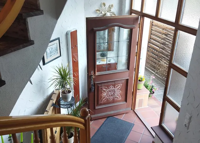 Aussergewoehnliche Atelierferienwohnung Mit Balkon An Der Donau